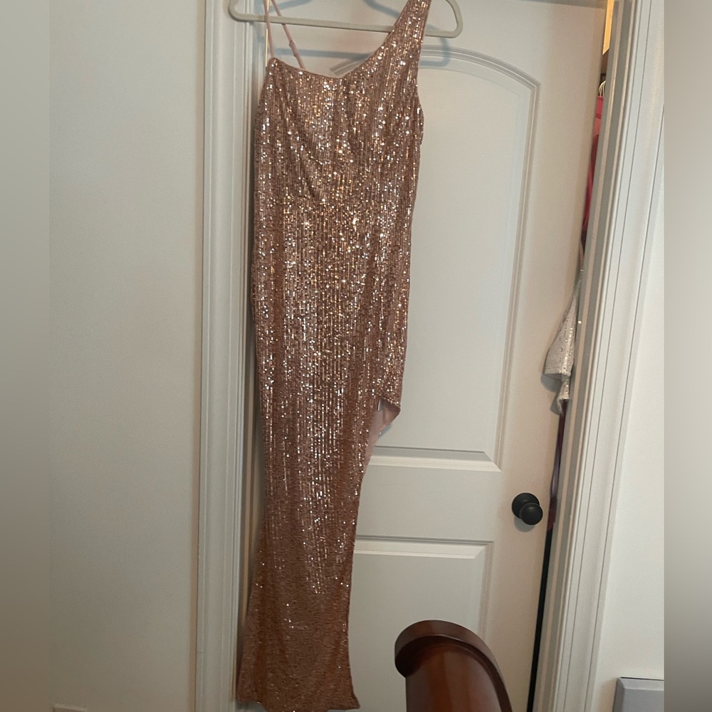 Brand new light pink formal dress